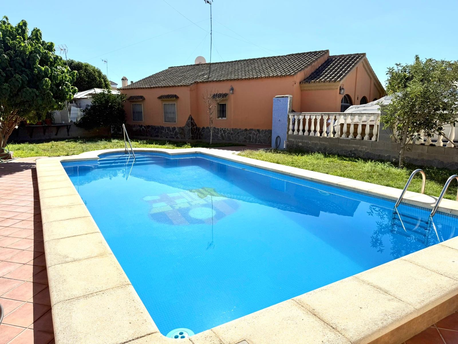 WhatsApp Image 2025-10-25 at 10.47.06