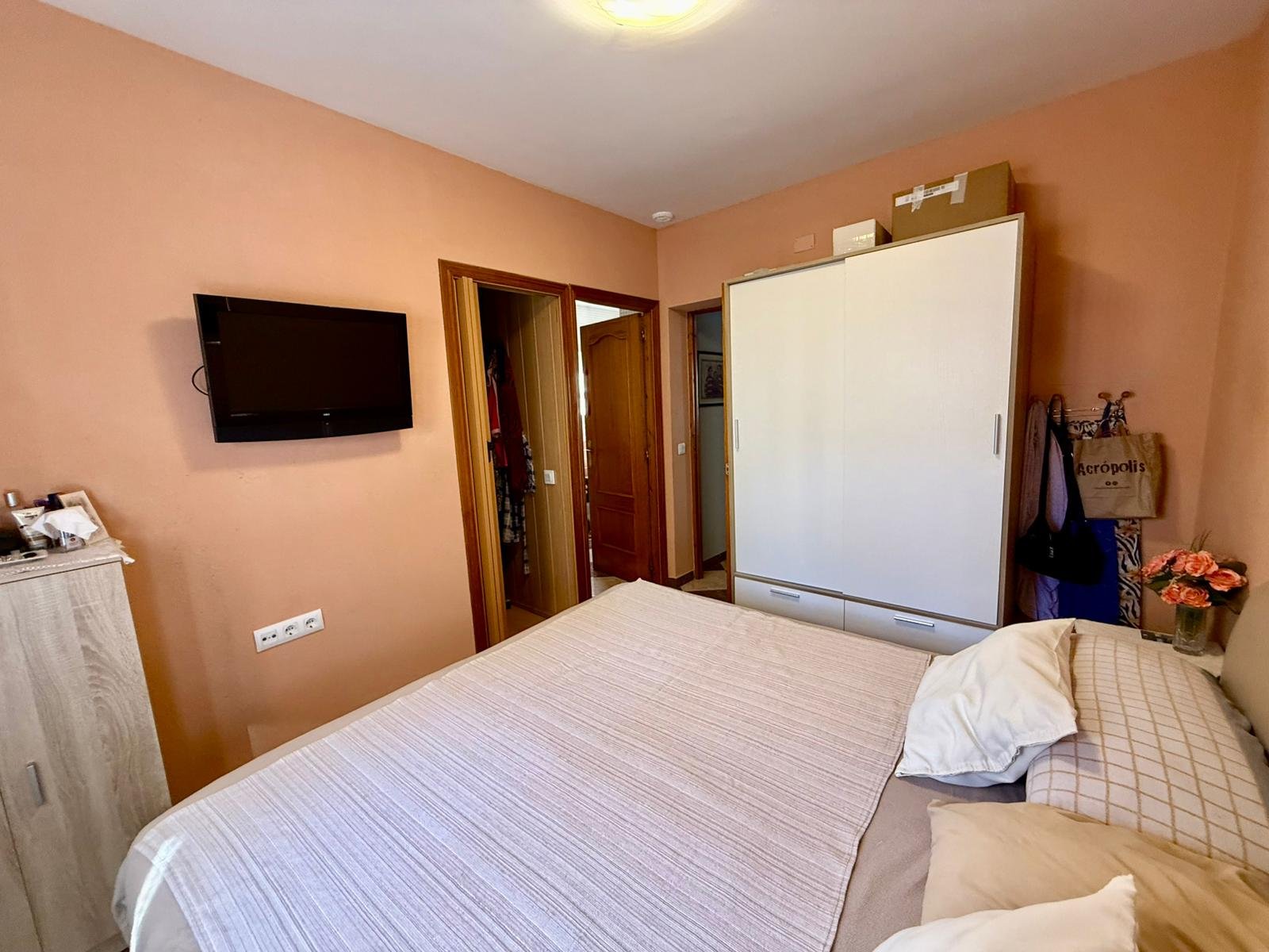 WhatsApp Image 2025-10-25 at 10.47.37