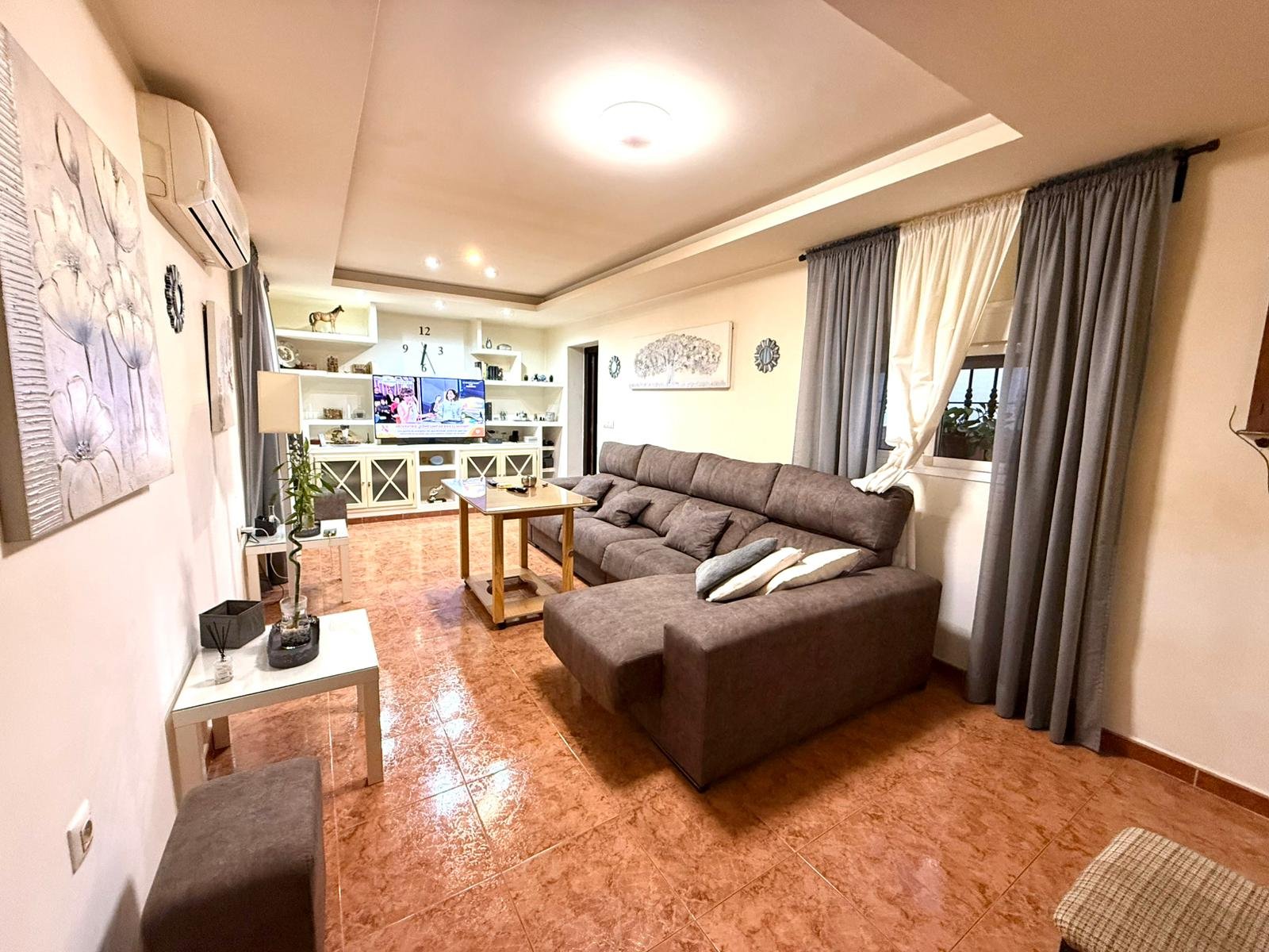 WhatsApp Image 2025-11-07 at 09.37.27 (1)