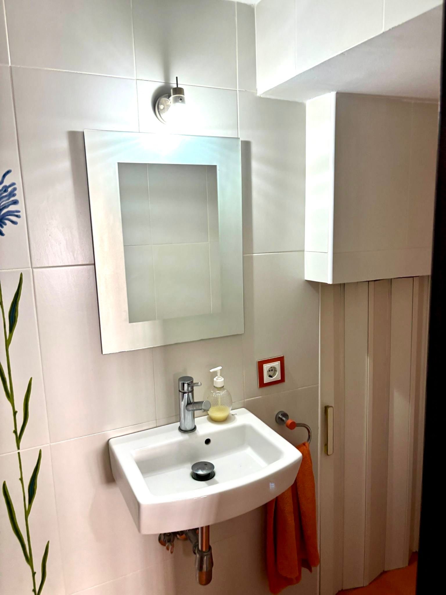 WhatsApp Image 2025-11-04 at 09.49.09