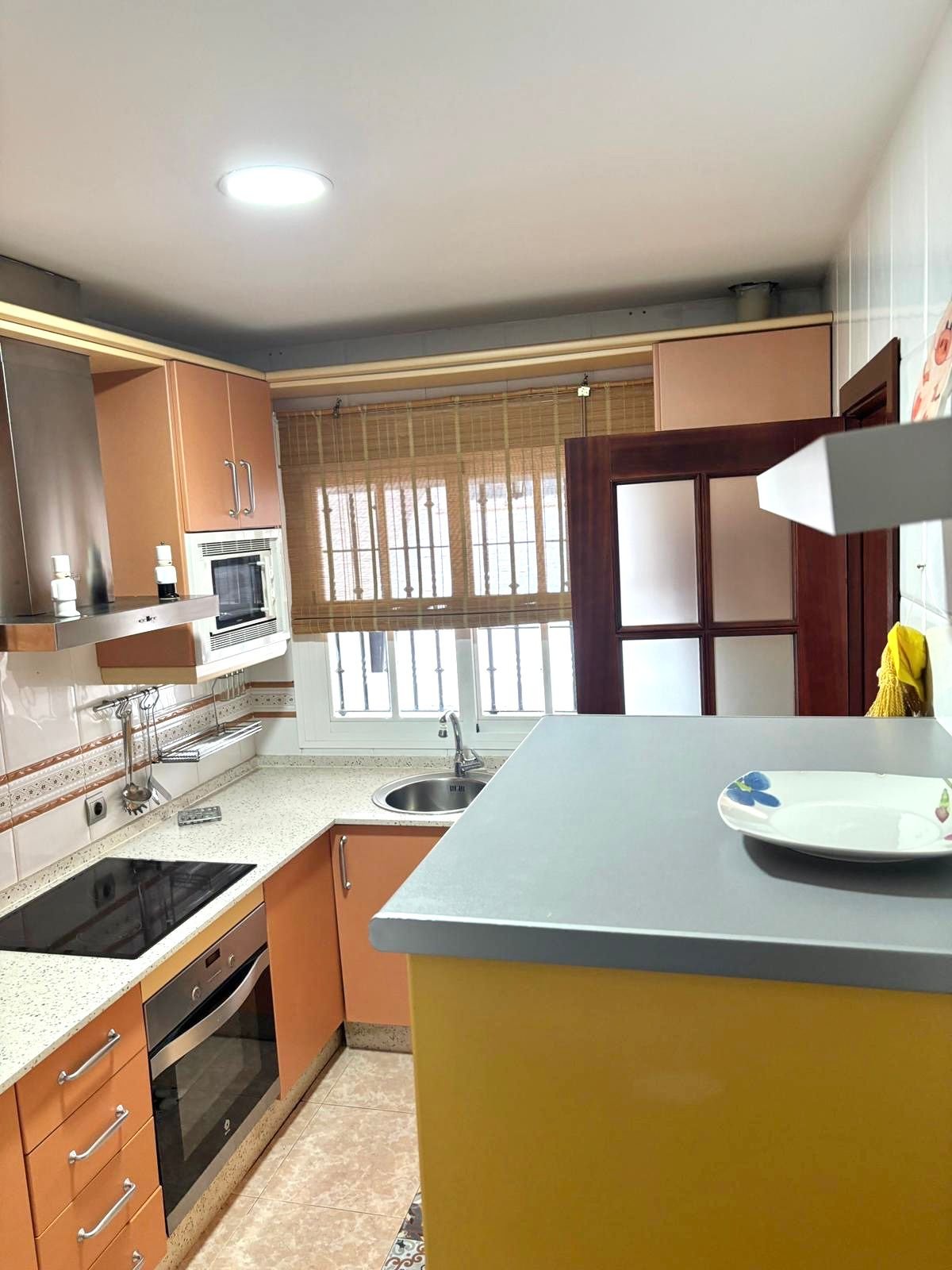 WhatsApp Image 2025-11-04 at 09.49.13 (1)