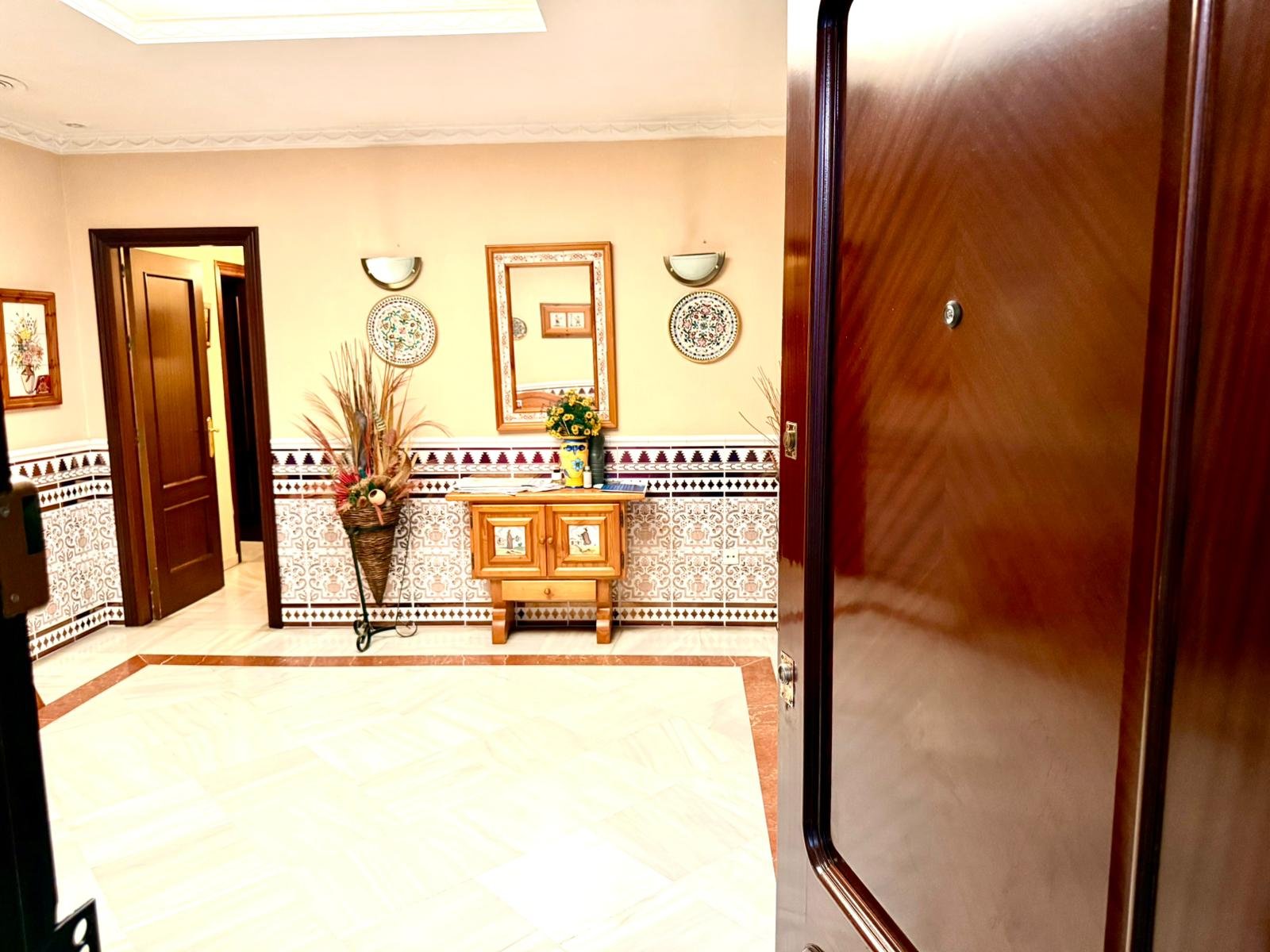 WhatsApp Image 2025-11-13 at 17.55.34 (1)